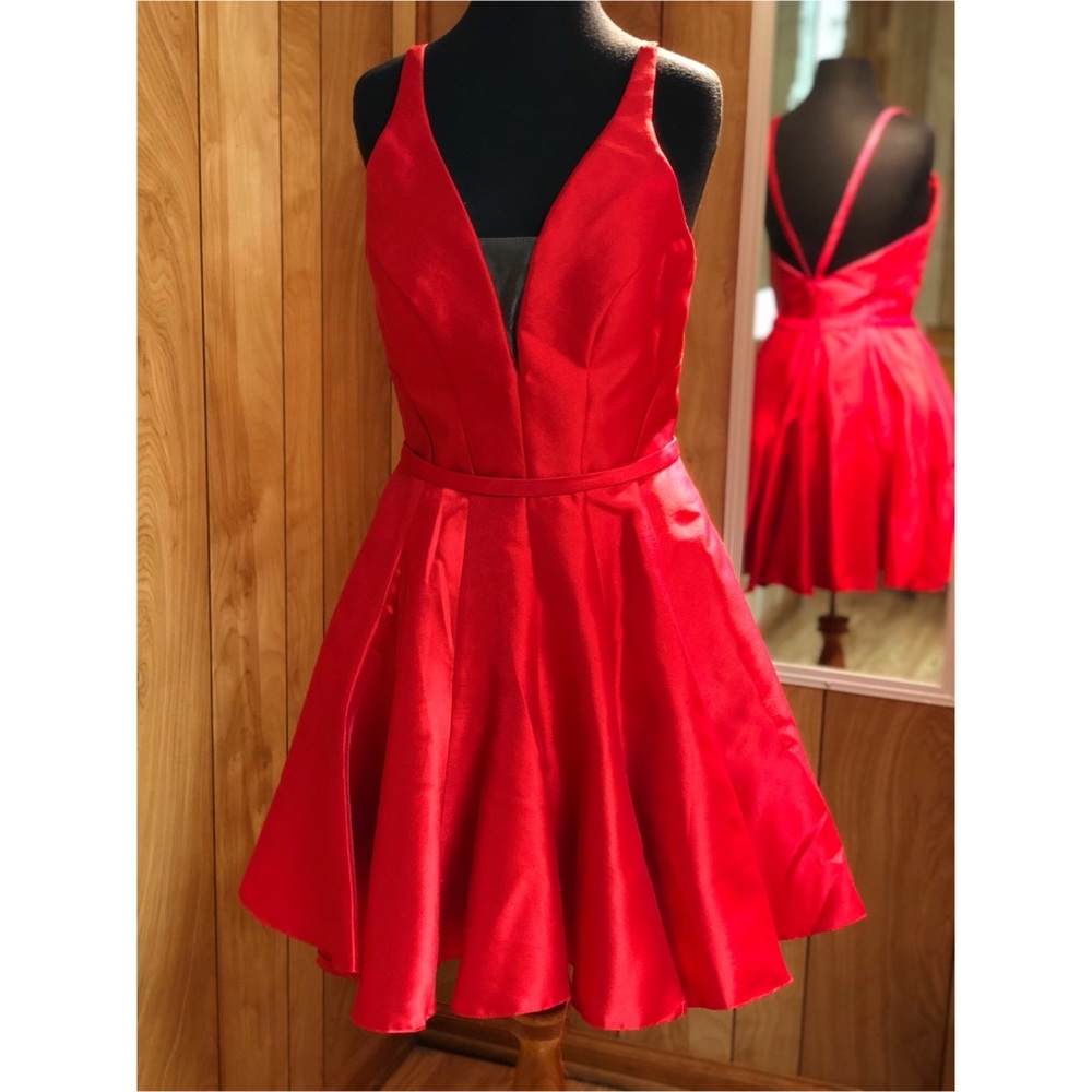 Formal Cocktail Dress/ Homecoming Dress